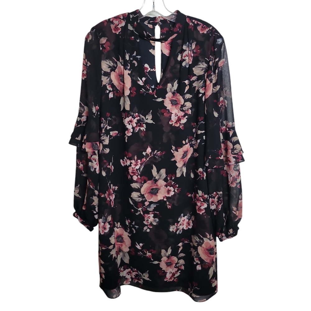 White House Black Market Dress Size M